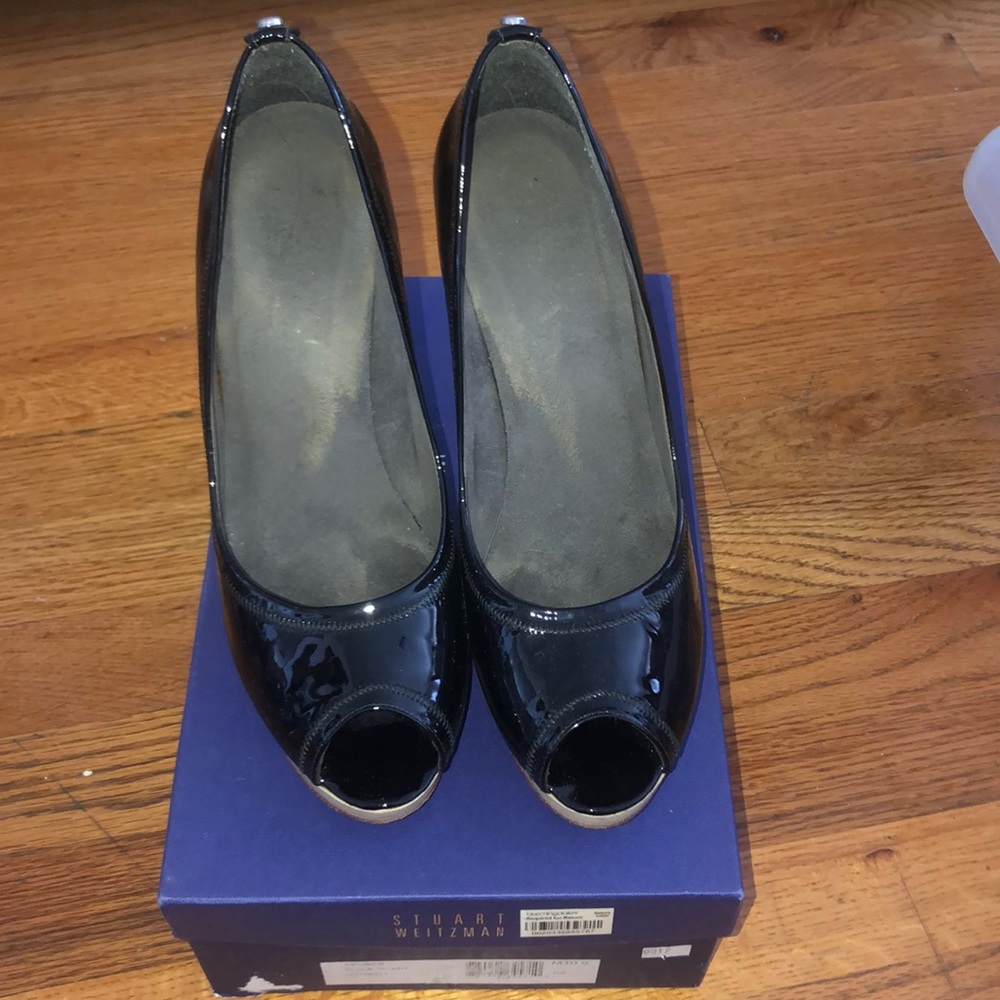 Stuart Weizmann pumps